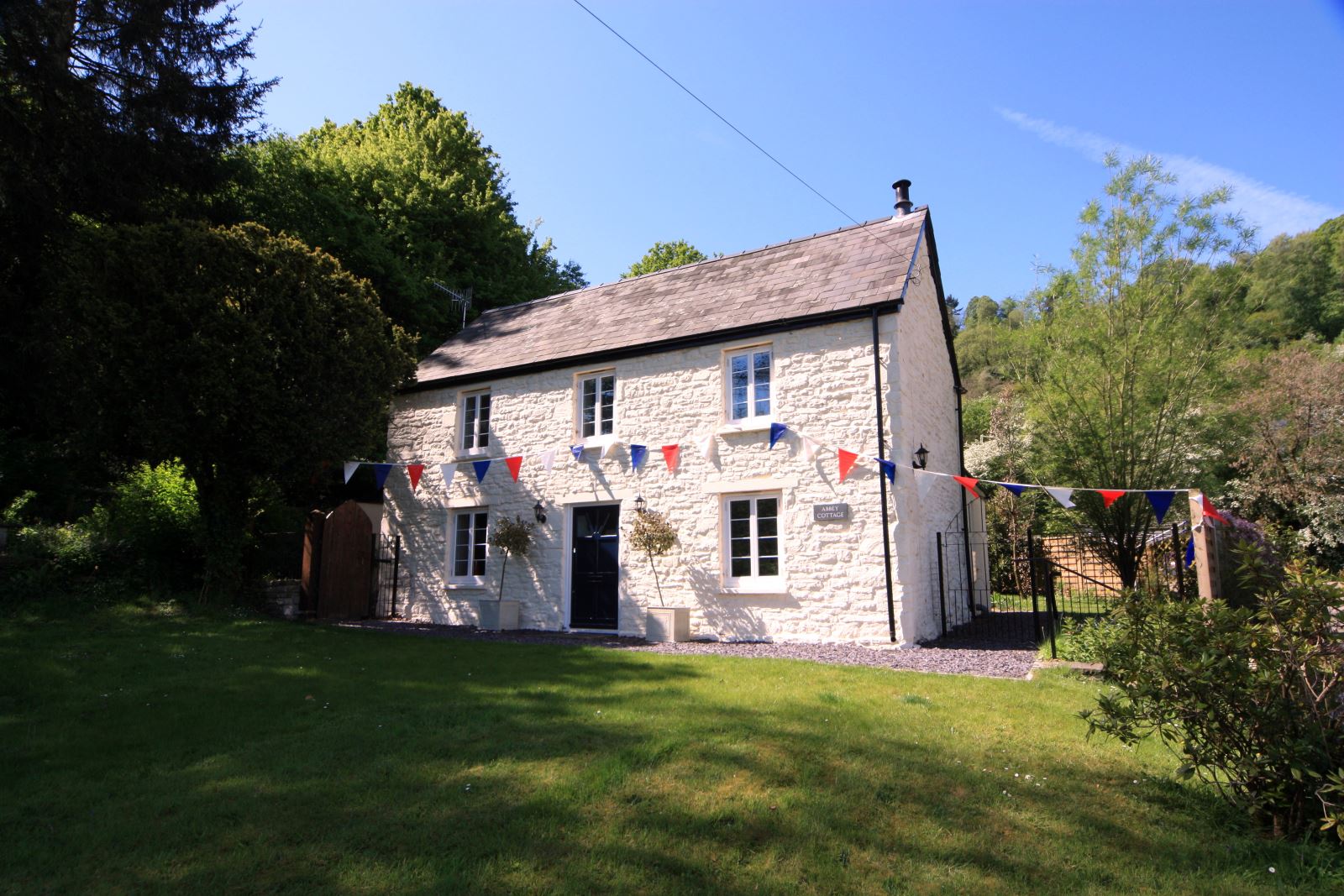 Tintern Abbey Cottage Frontage